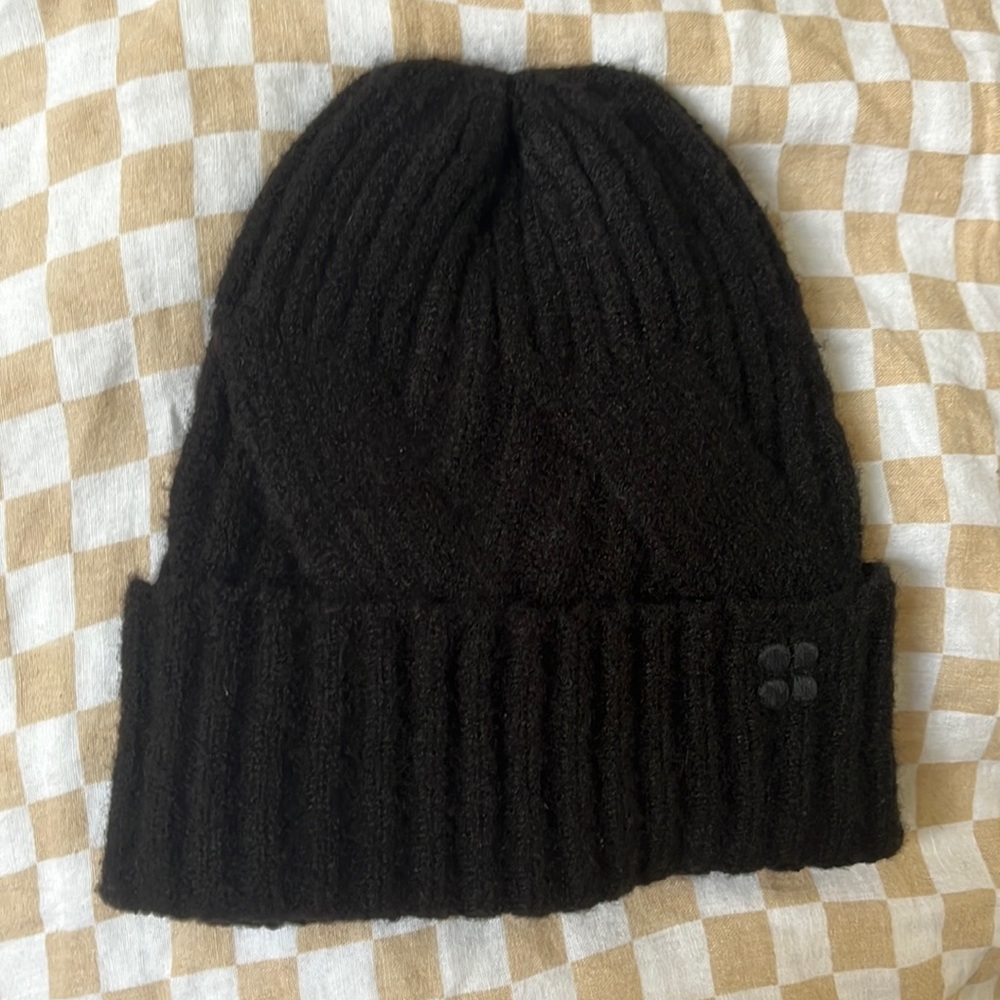 SWEATY BETTY KNIT BEANIE